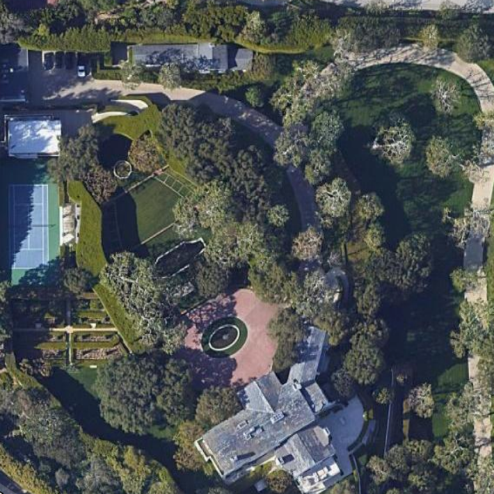 Become Jeff Bezos’ neighbor: incredible homes for sale next door in New ...