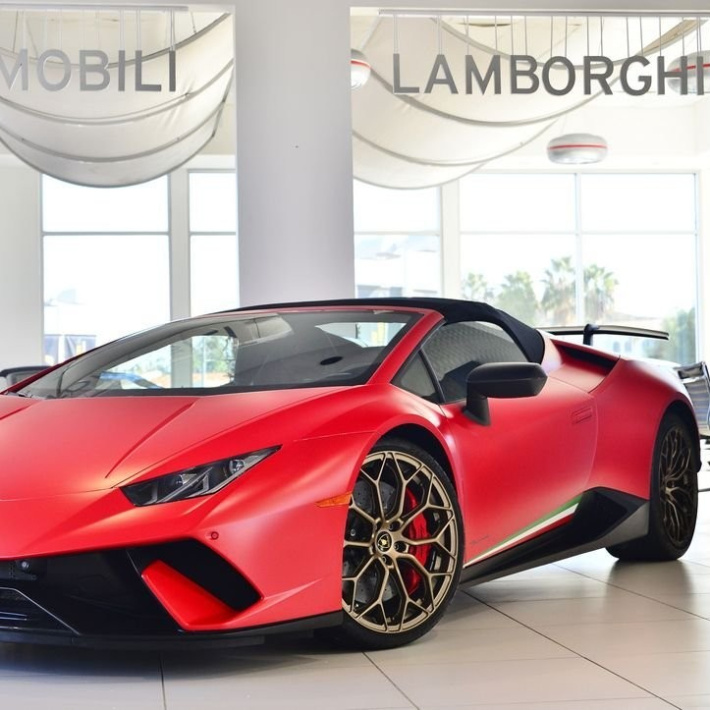 The 10 Best Paint Colors in the Lamborghini Squad