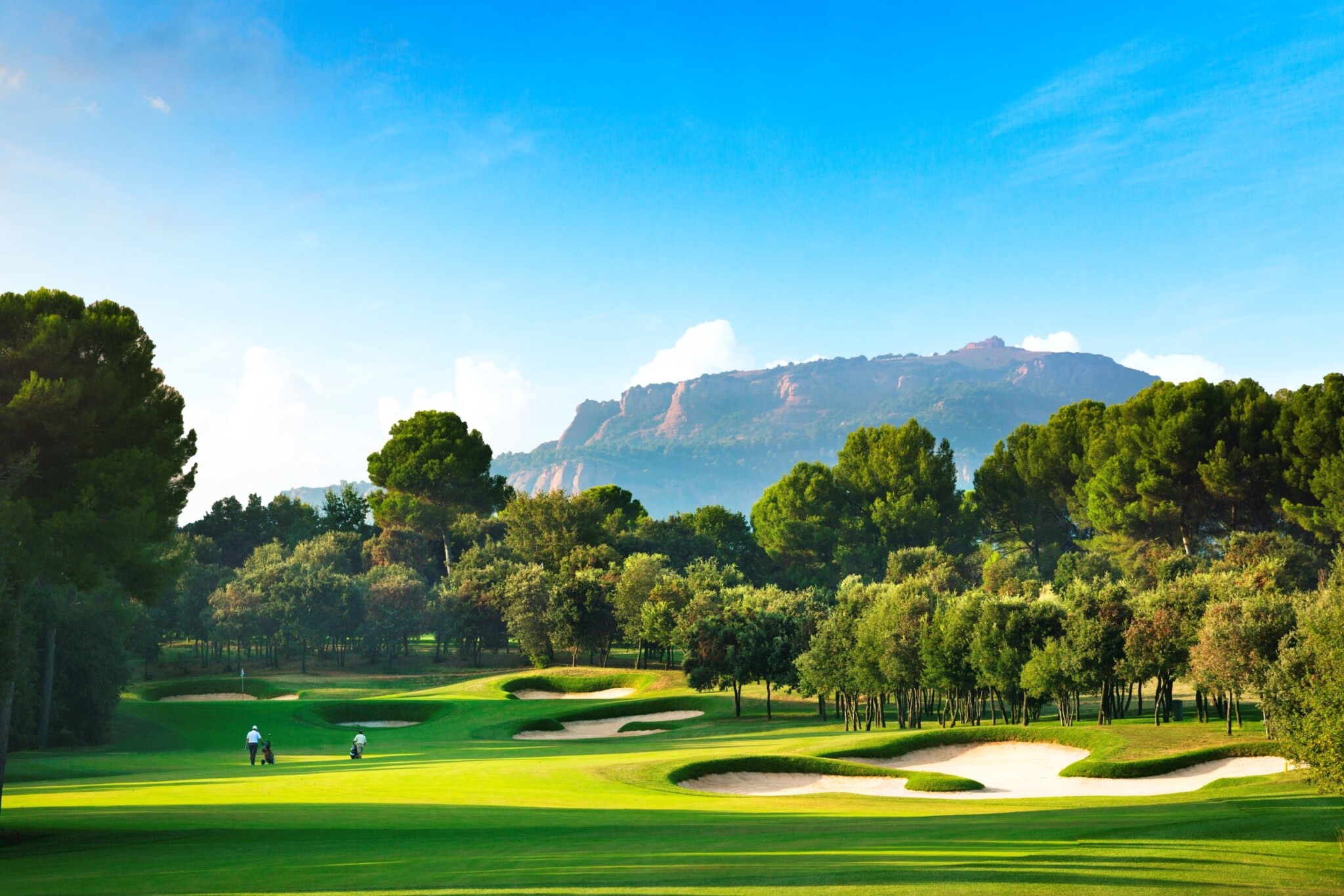 Expert Guide To The Best and Most Beautiful Golf Courses In Europe 