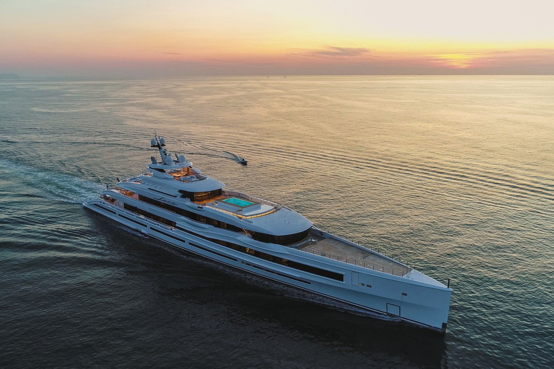 top 10 yacht manufacturers