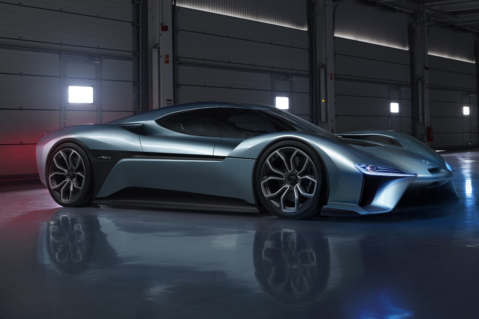 Exotic cars with electric hearts and impressive hp: plug-in hybrids and ...