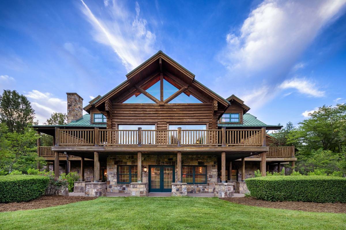 One-of-a-kind 550-acre entertainment compound in Indiana breaks into ...